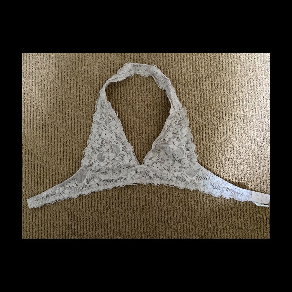 Off-white laced bralette